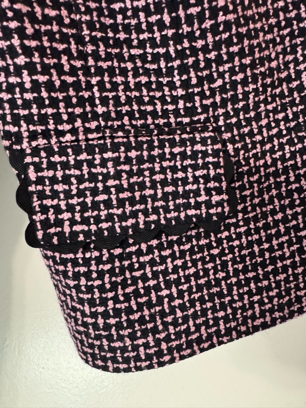 Versailles Pink Black Tweed Blazer Pearl Button Scalloped Trim Jacket - Picture 7 of 13